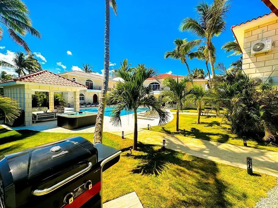 10Br Beach Villa Andiamo With Chef, Jacuzzi & Maid Punta Cana