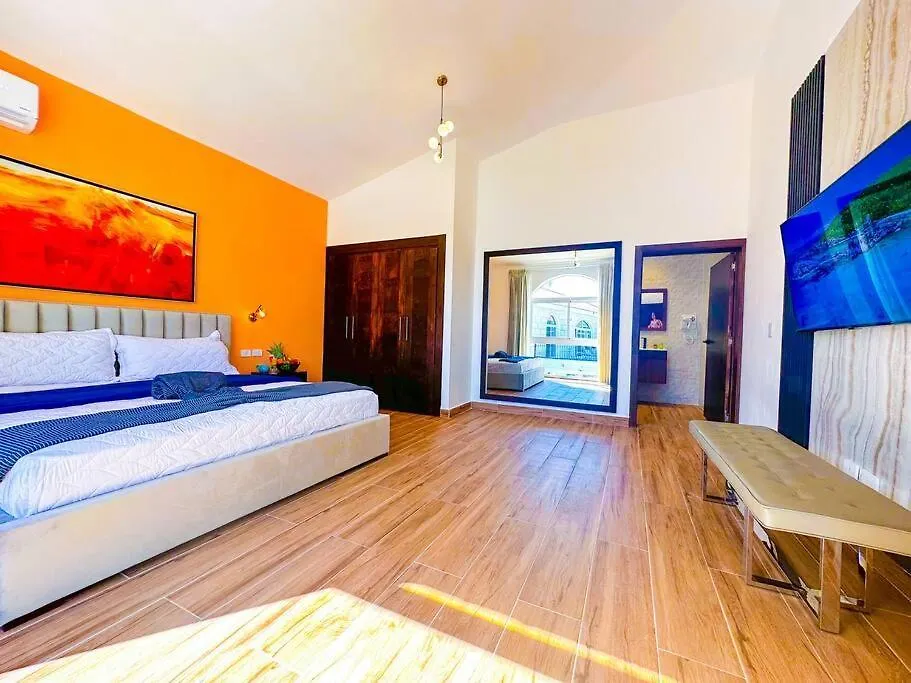 10Br Beach Villa Andiamo With Chef, Jacuzzi & Maid Punta Cana