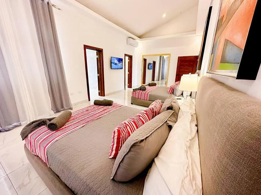10Br Beach Villa Andiamo With Chef, Jacuzzi & Maid Punta Cana